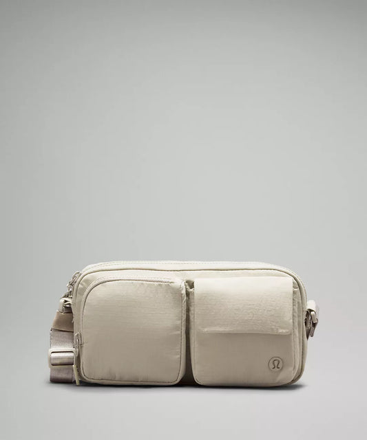 Multi-Pocket Crossbody Bag 2.5L