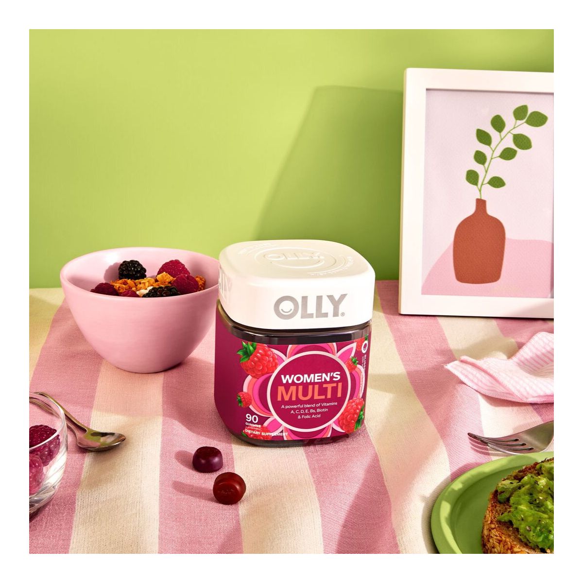 OLLY Women's Multivitamin Gummies - Berry